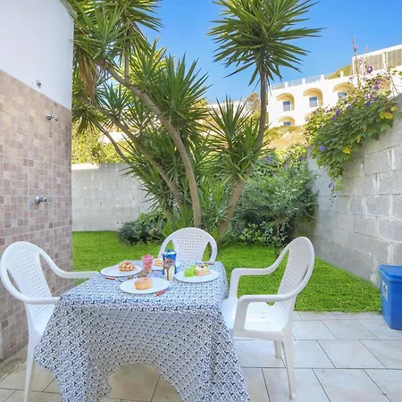 Marisole House With Sea View Hébergement de vacances *